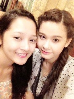 Bảo Anh đang khá "hot" khi tham gia The Voice, còn Trương Quỳnh Anh đang hạnh phúc với gia đình bé nhỏ của mình. Bảo Anh đang khá "hot" khi tham gia The Voice, còn Trương Quỳnh Anh đang hạnh phúc với gia đình bé nhỏ của mình.