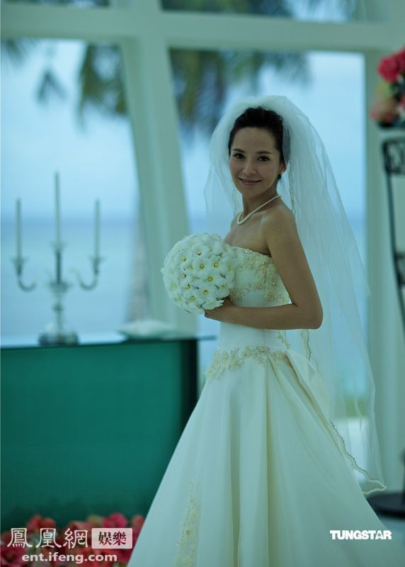 Ngày 1/10, Hoa hậu Hồng Kông 1999, nữ diễn viên xinh đẹp trong các phim Trường Bình công chúa, Lạc Thần... là Quách Thiện Ni đã âm thầm lên xe hoa Ngày 1/10, Hoa hậu Hồng Kông 1999, nữ diễn viên xinh đẹp trong các phim Trường Bình công chúa, Lạc Thần... là Quách Thiện Ni đã âm thầm lên xe hoa