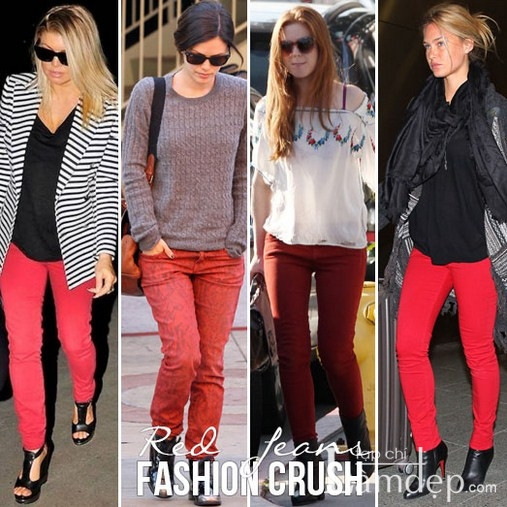 Khác với những mùa trước, sắc màu đỏ ấm áp này không hiện diện trên những chiếc chân váy nữ tính, cũng chẳng phải đầm dài nổi bật…mà đơn giản là chiếc quần jeans phủi bụi và tiện dụng. Khác với những mùa trước, sắc màu đỏ ấm áp này không hiện diện trên những chiếc chân váy nữ tính, cũng chẳng phải đầm dài nổi bật…mà đơn giản là chiếc quần jeans phủi bụi và tiện dụng.