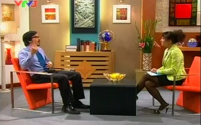 MC mới thay thế cho Tiến sỹ Xoáy - Xuân Bắc (ảnh chụp từ clip) MC mới thay thế cho Tiến sỹ Xoáy - Xuân Bắc (ảnh chụp từ clip)