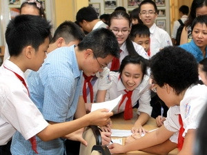 Giáo sư Ngô Bảo Châu trong một buổi giao lưu với học sinh. Giáo sư Ngô Bảo Châu trong một buổi giao lưu với học sinh.