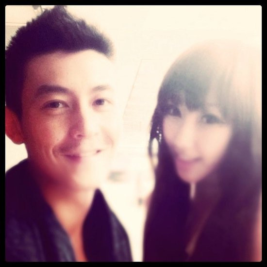 Về phía Trần Quán Hy, anh chàng diễn viên vẫn đang “trốn” báo chí khi tiếp tục "ở lỳ" Canada mà không chịu về Hồng Kông. Trần Quán Hy cũng từ chối nói đến vấn đề này với báo giới. Về phía Trần Quán Hy, anh chàng diễn viên vẫn đang “trốn” báo chí khi tiếp tục "ở lỳ" Canada mà không chịu về Hồng Kông. Trần Quán Hy cũng từ chối nói đến vấn đề này với báo giới.