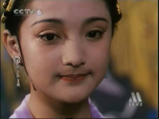 Khả năng diễn xuất sắc sảo bộc lộ từ khi còn rất bé. Khả năng diễn xuất sắc sảo bộc lộ từ khi còn rất bé.