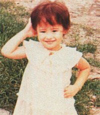 Lớn lên, cô bé Trương Bá Chi đã biết cách làm điệu Lớn lên, cô bé Trương Bá Chi đã biết cách làm điệu