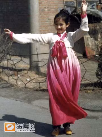 Sớm đã bộc lộ tài năng múa Sớm đã bộc lộ tài năng múa