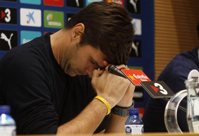 HLV Mauricio Pochettino bị Espanyol sa thải. HLV Mauricio Pochettino bị Espanyol sa thải.