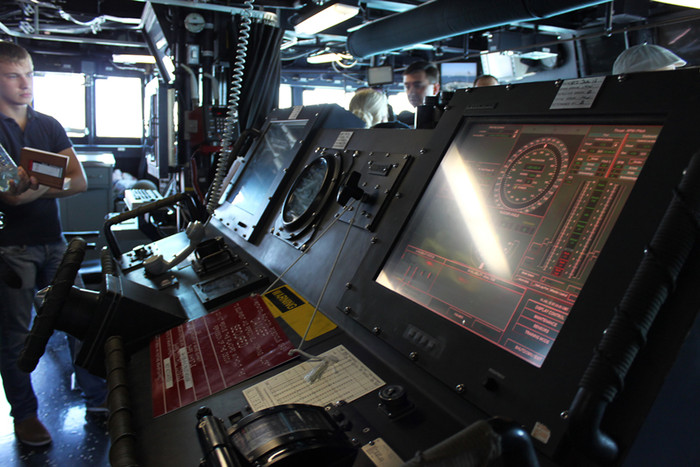 Nội thất tàu khu trục USS Jason Dunham. Nội thất tàu khu trục USS Jason Dunham.