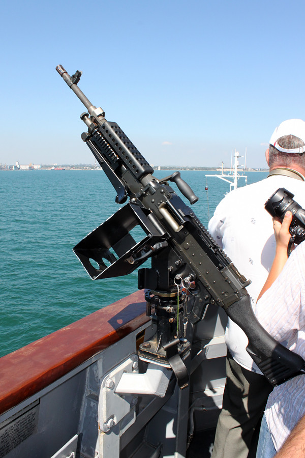 Cuộc tập trận hải quân quốc tế mang tên Sea Breeze (Gió biển) 2012 nhằm mục đích chống cướp biển, với sự tham gia của binh sỹ các nước Ukraine, Mỹ, Azerbaijan, Bỉ, Đức, Gruzia, Israel, Canada, Moldavia, Thổ Nhĩ Kỳ, Bồ Đào Nha, Thụy Điển. Cuộc tập trận hải quân quốc tế mang tên Sea Breeze (Gió biển) 2012 nhằm mục đích chống cướp biển, với sự tham gia của binh sỹ các nước Ukraine, Mỹ, Azerbaijan, Bỉ, Đức, Gruzia, Israel, Canada, Moldavia, Thổ Nhĩ Kỳ, Bồ Đào Nha, Thụy Điển.