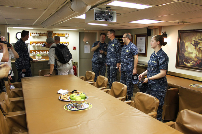 Nội thất tàu khu trục USS Jason Dunham. Nội thất tàu khu trục USS Jason Dunham.