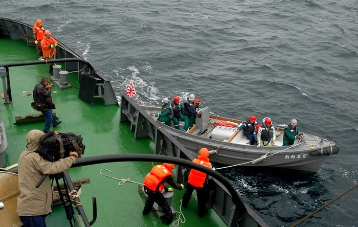 Hình ảnh lực lượng hải quân Nga Nhật tập trận trên Vịnh Peter Đại Đế.