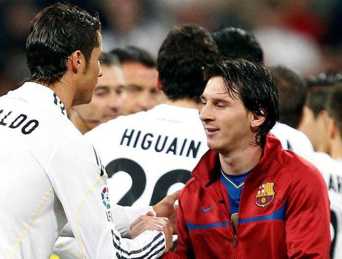 Ronaldo và Messi luôn là tâm điểm của sự chú ý. Ronaldo và Messi luôn là tâm điểm của sự chú ý.