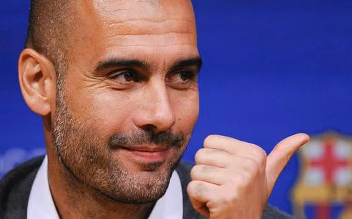 Guardiola đang tận hưởng 1 năm nghỉ ngơi sau khi rời Barcelona cuối mùa giải trước. Trong thời gian từ đó tới nay ông đã liên tục được liên hệ với một loạt các CLB từ Anh và Italia, tuy nhiên Guardiola khẳng định ông đang cùng gia đình sống ở New York và sẽ không sớm trở lại cho đến khi 1 năm kết thúc.