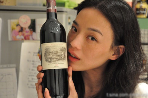 Và dường như vẻ đẹp tàn nhang đó đã trở thành một thương hiệu riêng của người đẹp Đài Loan.