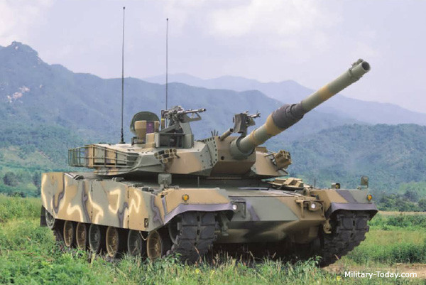 Xe tăng chiến đấu K1A1 do hãng Huyndai Rotem phát triển Xe tăng chiến đấu K1A1 do hãng Huyndai Rotem phát triển