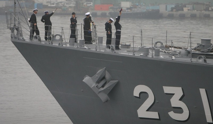 Hình ảnh các chiến hạm Nhật Bản tại quân cảng Vladivostok vào ngày Chủ Nhật (23/9). Hình ảnh các chiến hạm Nhật Bản tại quân cảng Vladivostok vào ngày Chủ Nhật (23/9).