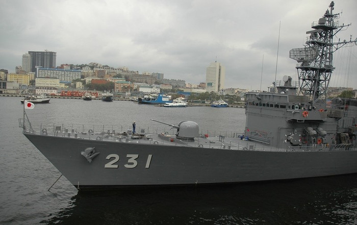 Hình ảnh các chiến hạm Nhật Bản tại quân cảng Vladivostok vào ngày Chủ Nhật (23/9). Hình ảnh các chiến hạm Nhật Bản tại quân cảng Vladivostok vào ngày Chủ Nhật (23/9).