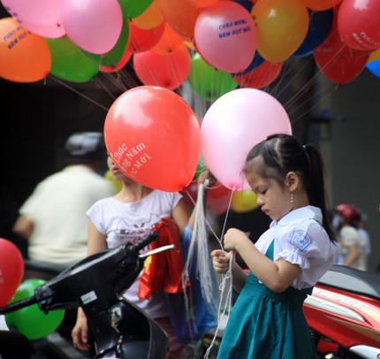 Ngày đầu tiên đi học. Ảnh: VTC Ngày đầu tiên đi học. Ảnh: VTC