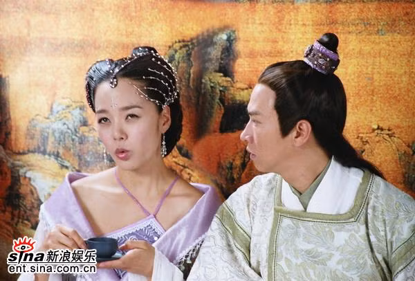 Tuy nhiên, sau khi trải qua nhiều vui buồn bên nhau, hai người dần phát hiện tình cảm dành cho đối phương.