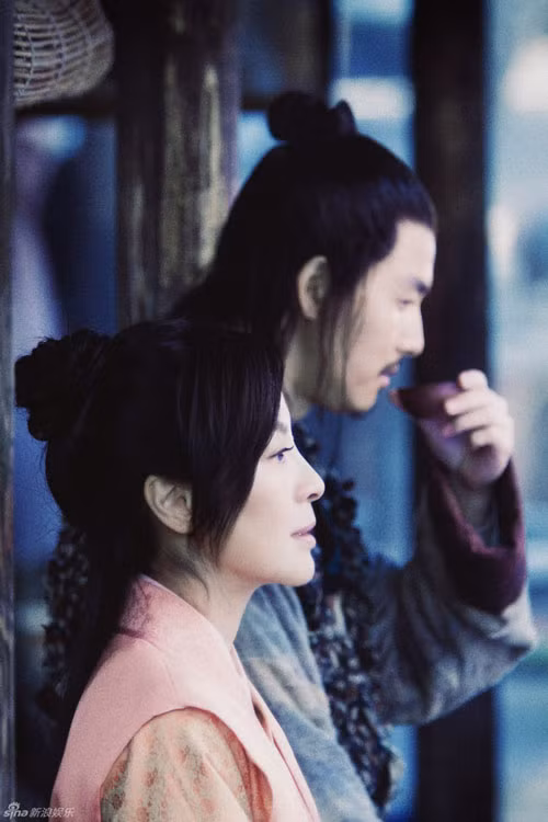 8. Kiếm Vũ: Dương Tử Quỳnh và Jung Woo Sung