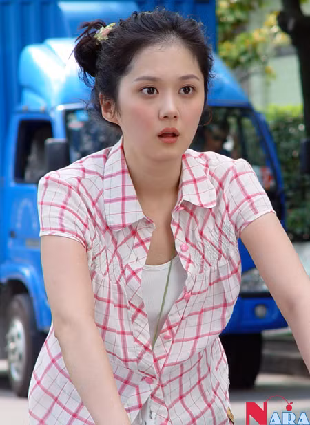 Hảo Vận (Jang Na Ra đóng) là cô gái Hàn Quốc nhưng sống ở Thượng Hải với gia đình. Hảo Vận có ước mơ trở thành một nghệ sĩ piano nổi tiếng và muốn chuyển ra sống tự lập. Tuy nhiên cô bị công ty môi giới nhà đất lừa lấy hết tiền đặt cọc thuê nhà.