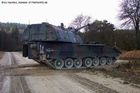 PzH 2000 - chuẩn mực của pháo binh hiện đại. PzH 2000 - chuẩn mực của pháo binh hiện đại.