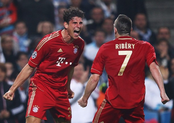 Nên họ sẽ tập trung cho Champions League, nơi Gomez (ghi 11 bàn) và Ribery đang chơi thăng hoa. Nên họ sẽ tập trung cho Champions League, nơi Gomez (ghi 11 bàn) và Ribery đang chơi thăng hoa.