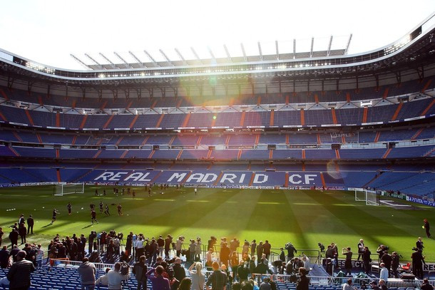 Bayern tập luyện rất tích cực trên sân Bernabeu. Bayern tập luyện rất tích cực trên sân Bernabeu.