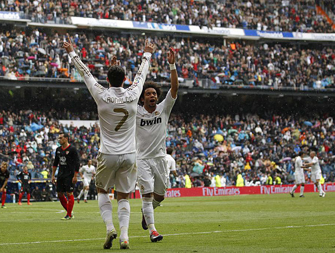 Anh là người mở tỷ số trận đấu. Anh là người mở tỷ số trận đấu.