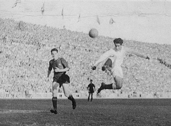 Nhưng hơn 20 năm sau, Barca thắng lại Real với tỷ số 7-2.