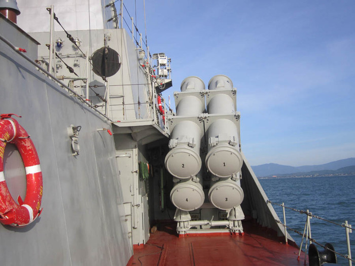 Tổ hợp tên lửa chống tàu Uran của tàu tên lửa cao tốc BPS-500.