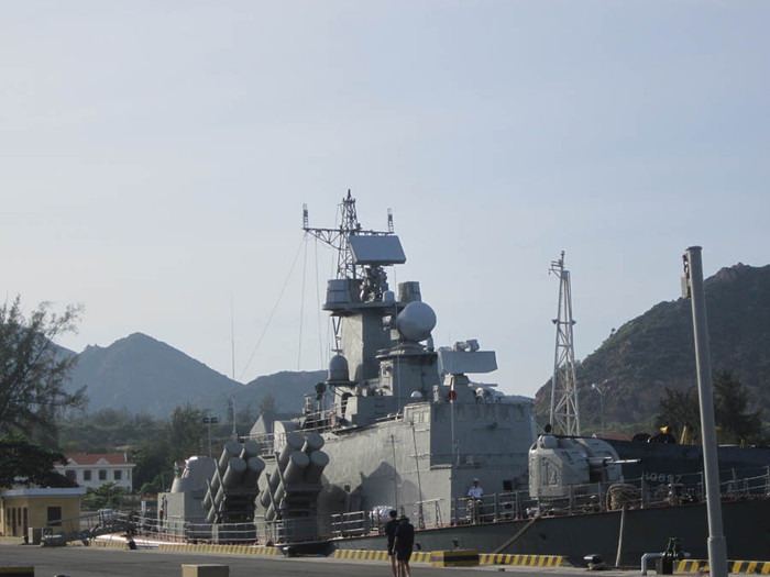 Tàu tên lửa Molnya.