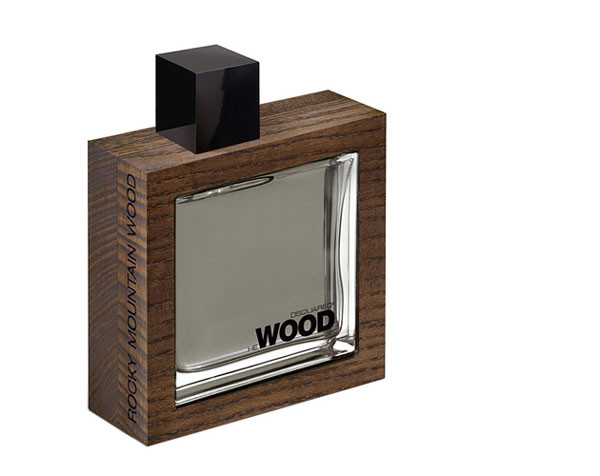 Dù là gì đi nữa, các lớp mùi hoa nhẹ của lily và violet với hạt tiêu làm nó là sự lựa chọn tuyệt vời cho cả đêm. Dù là gì đi nữa, các lớp mùi hoa nhẹ của lily và violet với hạt tiêu làm nó là sự lựa chọn tuyệt vời cho cả đêm.