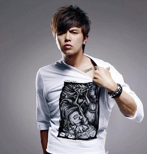 Vượt qua hàng trăm sao nam đình đám của Trung Quốc, Hoàng Hồng Thăng đã rất xuất sắc để đứng vị trí thứ 9. Vượt qua hàng trăm sao nam đình đám của Trung Quốc, Hoàng Hồng Thăng đã rất xuất sắc để đứng vị trí thứ 9.