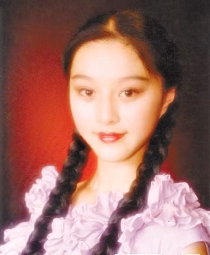 Nền nã, xinh xắn của lứa tuổi "trăng rằm".