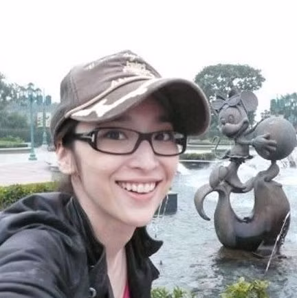 Không chỉ dáng chuẩn mà khuôn mặt của Ngô Bội Từ cũng rất đẹp.