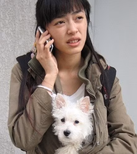 Diêu Thần không có gì nổi bật, cuốn hút khi không trang điểm.