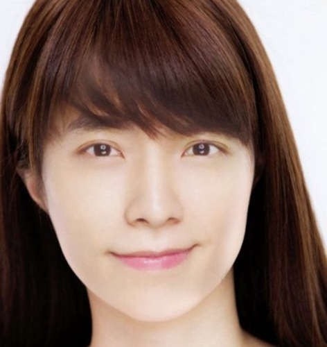 Sau photoshop, Dong Hee trở thành một đại mỹ nhân.