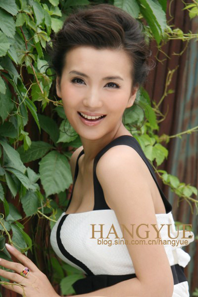 "Mỹ nữ vạn người mê" Trần Hảo đã khiến bao đấng màu rầu say đắm với nụ cười hút hồn này. Ảnh: Sina "Mỹ nữ vạn người mê" Trần Hảo đã khiến bao đấng màu rầu say đắm với nụ cười hút hồn này. Ảnh: Sina