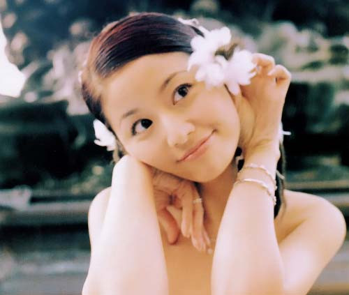 Mộc mạc với vẻ đẹp thiếu nữ độ tuổi xuân thì. Mộc mạc với vẻ đẹp thiếu nữ độ tuổi xuân thì.