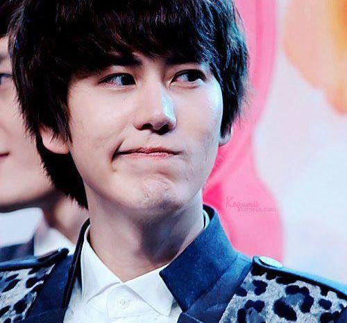 Kyu Hyun rất dễ thương khi lườm người khác.
