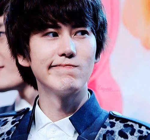 Kyu Hyun rất dễ thương khi lườm người khác.