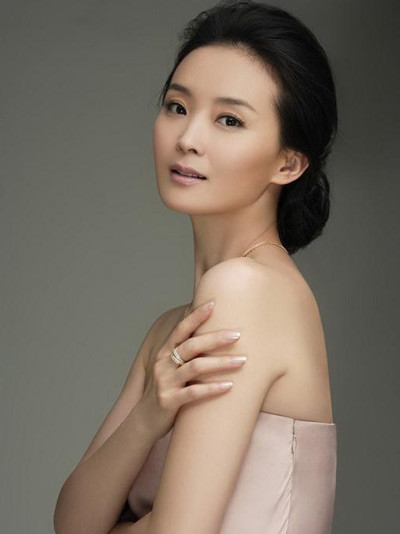 Tuy giờ Vương Diễm đã lui về 'hậu trường' để chăm sóc gia đình, nhưng cho dù đã sinh con đi chăng nữa thì cô cũng ngày càng mặn mà hơn. Tuy giờ Vương Diễm đã lui về 'hậu trường' để chăm sóc gia đình, nhưng cho dù đã sinh con đi chăng nữa thì cô cũng ngày càng mặn mà hơn.