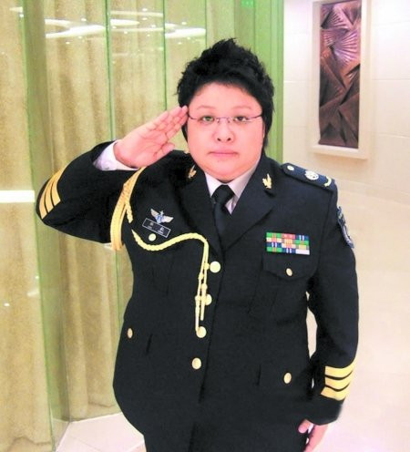 Hàn Hồng đã thực hiện một chiến dịch gọi là "hội từ thiện tình yêu Hàn Hồng - Bắc Kinh" để mong góp sức giúp đỡ cho rất nhiều người còn đang khó khăn. Hàn Hồng đã thực hiện một chiến dịch gọi là "hội từ thiện tình yêu Hàn Hồng - Bắc Kinh" để mong góp sức giúp đỡ cho rất nhiều người còn đang khó khăn.