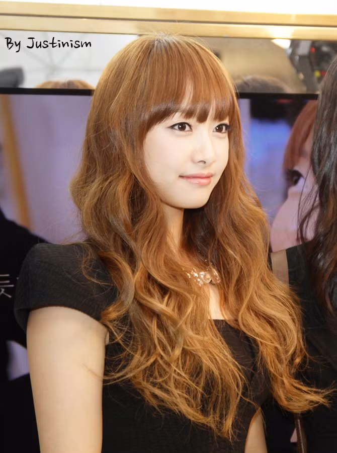 Đôi môi tươi tắn của Victoria rất dễ thương.