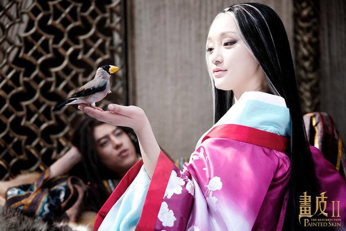 Châu Tấn trong "Họa Bì 2" càng bộc lộ bản chất hồ ly hơn và ấn tượng hơn.