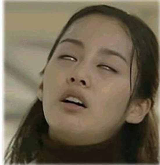 Không ai có thể ngờ được "Nữ hoàng sắc đẹp" của màn ảnh Hàn Quốc Kim Tae Hee cũng có lúc thế này! Không ai có thể ngờ được "Nữ hoàng sắc đẹp" của màn ảnh Hàn Quốc Kim Tae Hee cũng có lúc thế này!