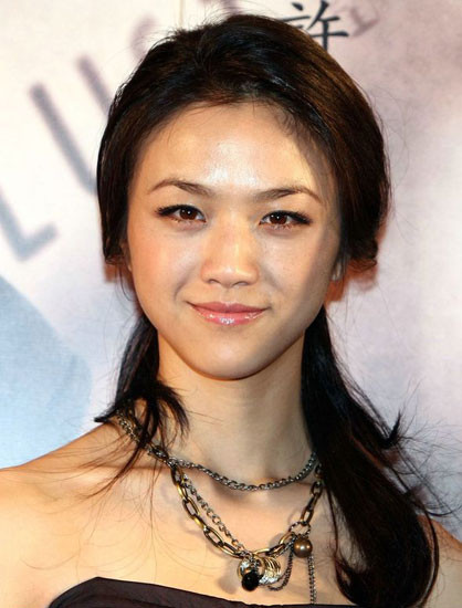 Cánh mũi của Thang Duy không được gọi là cao nhưng... Cánh mũi của Thang Duy không được gọi là cao nhưng...