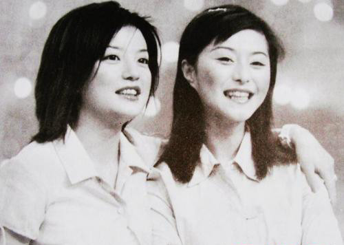 Vai diễn diễn để đời của cô trong bộ phim "Hoàn Châu Cách Cách". Vai diễn diễn để đời của cô trong bộ phim "Hoàn Châu Cách Cách".