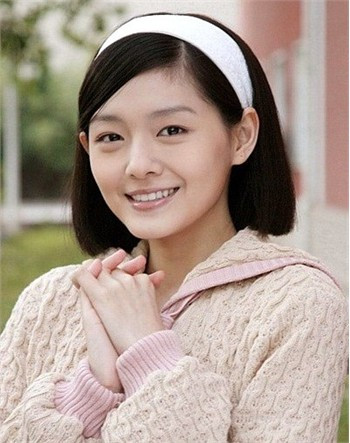 Từ Hy Viên lúc còn trẻ cũng rất dễ thương.