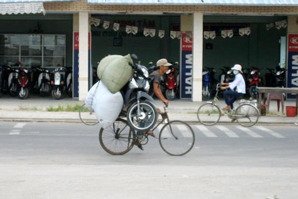 Khi xe đạp trở thành phương tiện giao thông phổ biến ! Khi xe đạp trở thành phương tiện giao thông phổ biến !